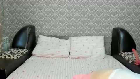 Tori and Asuna online show from July 2026 01:09:01 PM