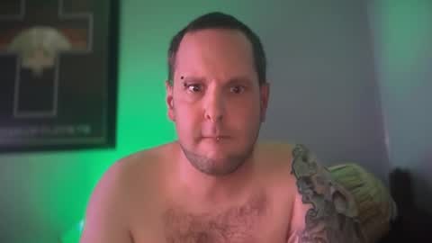 hand_banana_420 online show from September 2025 12:12:02 AM