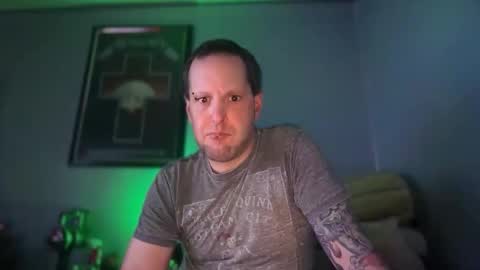 hand_banana_420 online show from April 2026 07:55:02 PM