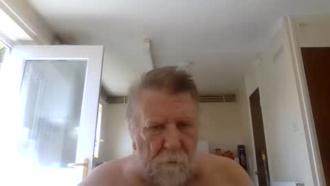 handiman1001 online show from July 2026 01:48:01 PM