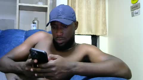 handsome king online show from February 2025 06:26:02 PM