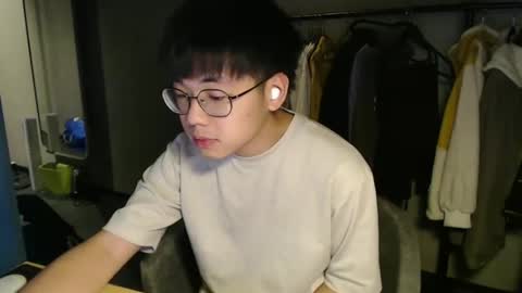 Snapshot of handsome_mannn chatting on December 2024 02:30:01 AM handsome_mannn online show from December 2024 02:30:01 AM