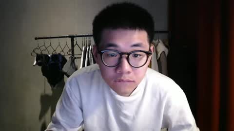 Snapshot of handsome_mannn chatting on January 2025 08:21:01 PM handsome_mannn online show from January 2025 08:21:01 PM