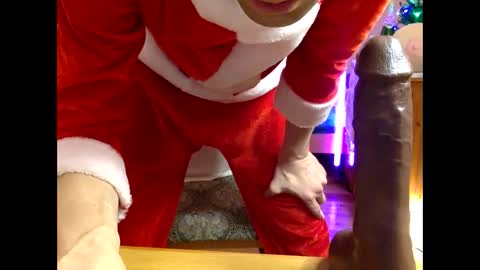 Snapshot of handsomealfie chatting on December 2024 11:45:02 PM HandsomeAlfie online show from December 2024 11:45:02 PM