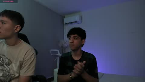 leonardfarrucknick and otis online show from May 2026 08:48:02 PM