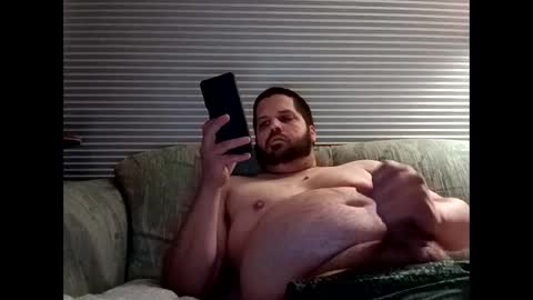 handsomedaddy198923 online show from September 2025 09:47:01 AM