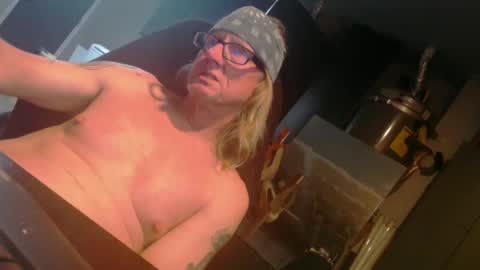 Handystudman online show from January 2025 03:38:01 AM