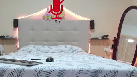 Snapshot of hane40 chatting on October 2025 11:48:02 PM hane40 online show from October 2025 11:48:02 PM