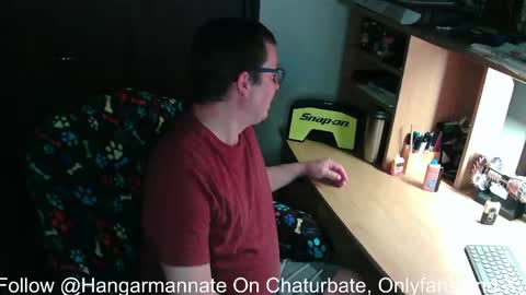 Snapshot of hangarmannate chatting on May 2026 03:23:01 AM Nate online show from May 2026 03:23:01 AM
