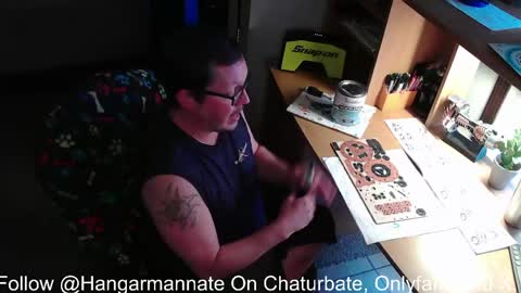 Snapshot of hangarmannate chatting on May 2026 09:45:02 PM Nate online show from May 2026 09:45:02 PM