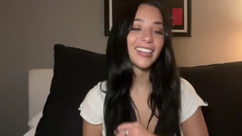 Vanessa online show from June 2026 03:28:01 AM