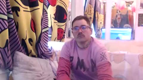 Snapshot of hankrams chatting on November 2025 07:18:01 PM hank rams online show from November 2025 07:18:01 PM