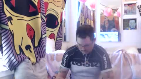 Snapshot of hankrams chatting on February 2026 08:14:02 PM hank rams online show from February 2026 08:14:02 PM