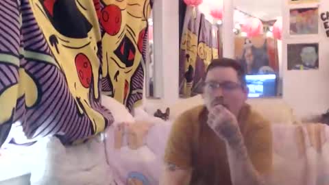 Snapshot of hankrams chatting on February 2026 02:49:02 AM hank rams online show from February 2026 02:49:02 AM