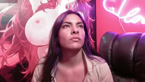 Hanna online show from November 2025 05:13:01 PM