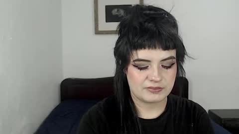 JUANA online show from September 2025 04:30:01 PM