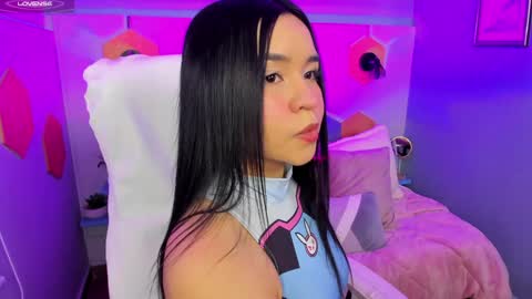 hanna  online show from January 2025 03:54:02 AM