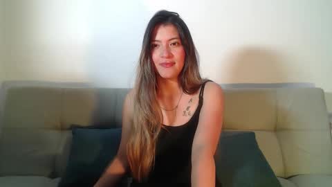 Snapshot of hanna__jones7 chatting on February 2026 11:44:02 PM Hanna online show from February 2026 11:44:02 PM