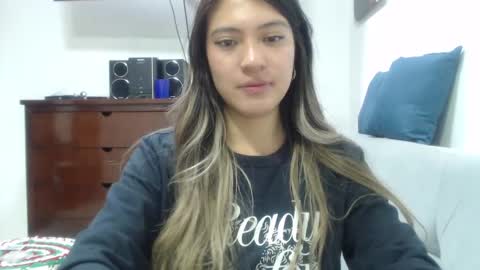 Hanna  online show from March 2026 01:06:02 AM