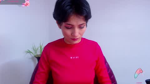 Sara online show from December 2024 10:40:02 PM