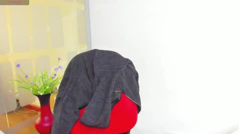 Sara online show from February 2025 04:13:02 PM