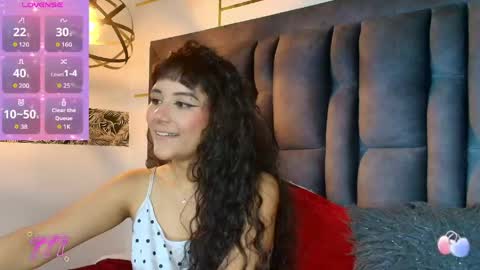 Snapshot of hanna_clark__ chatting on April 2026 12:19:02 PM Hanna clark online show from April 2026 12:19:02 PM
