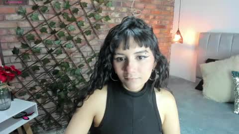 Snapshot of hanna_clark__ chatting on April 2026 12:21:02 PM Hanna clark online show from April 2026 12:21:02 PM