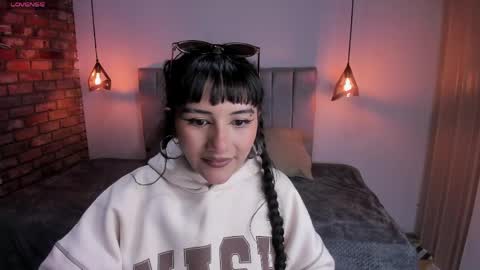 Snapshot of hanna_clark__ chatting on May 2026 12:11:02 PM Hanna clark online show from May 2026 12:11:02 PM