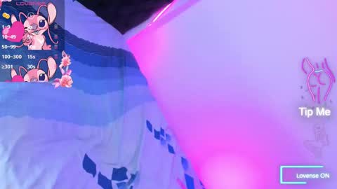 Snapshot of hanna_dollx chatting on October 2025 08:23:02 AM Danniela online show from October 2025 08:23:02 AM