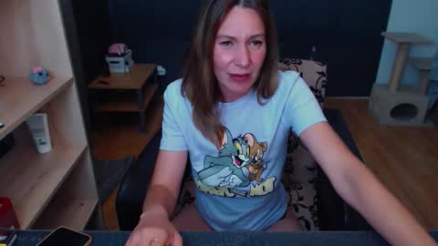 hanna_ha online show from May 2026 07:59:02 PM