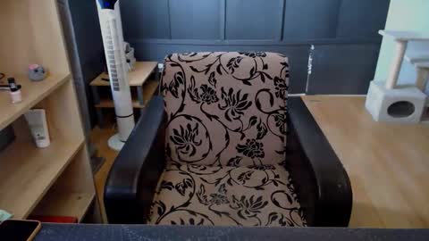 hanna_ha online show from June 2026 04:52:02 PM