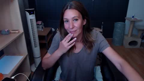 hanna_ha online show from June 2026 06:08:02 PM