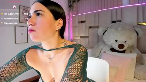 Hanna Klover online show from April 2026 03:33:02 AM