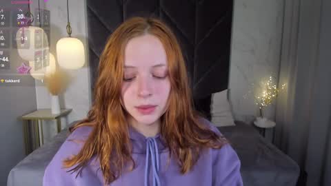 Snapshot of hanna_melon chatting on December 2024 08:17:01 PM Hanna next stream is Mo 8pm-6am by CET online show from December 2024 08:17:01 PM