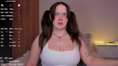 hanna montanas online show from November 2025 06:46:02 PM