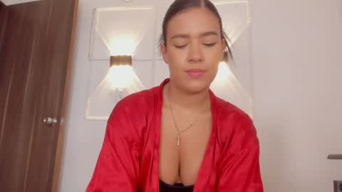 HANNA online show from April 2026 06:01:01 PM