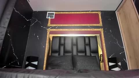 Snapshot of hanna_slut chatting on December 2024 05:36:01 AM EVA online show from December 2024 05:36:01 AM