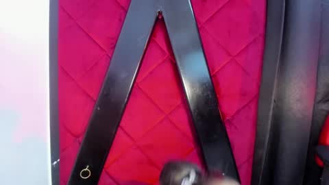 Snapshot of hanna_slut chatting on January 2025 09:11:02 PM EVA online show from January 2025 09:11:02 PM