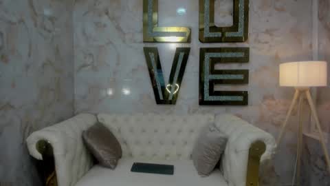 Snapshot of hanna_slut chatting on October 2025 09:55:01 AM EVA online show from October 2025 09:55:01 AM