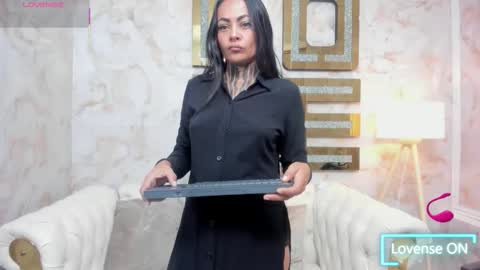 Snapshot of hanna_slut chatting on November 2025 09:53:02 AM EVA online show from November 2025 09:53:02 AM