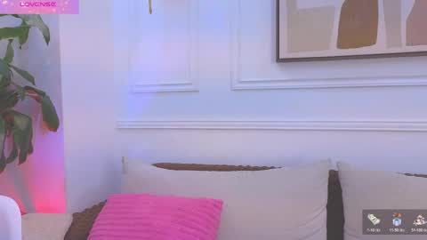 Snapshot of hanna_squirt_1 chatting on June 2026 10:28:02 AM HANNA SOFIA online show from June 2026 10:28:02 AM