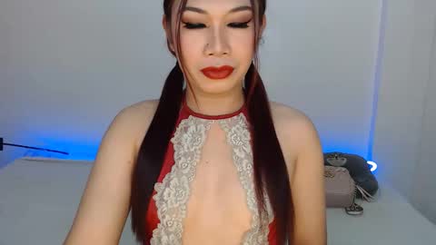 Hannah online show from September 2025 02:49:01 AM