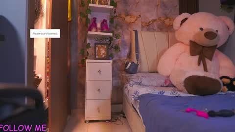 Snapshot of hannachris chatting on May 2026 02:51:02 AM Hanna online show from May 2026 02:51:02 AM