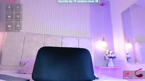 hannadanniels online show from July 2026 02:11:01 PM
