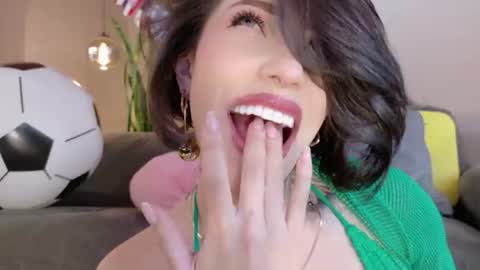Hannah  online show from July 2026 08:48:02 PM