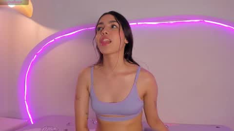 hannah_jet online show from January 2026 07:41:01 PM