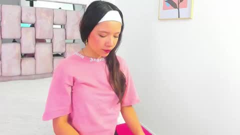 Snapshot of hannah_stuart chatting on February 2026 01:55:01 PM hannah_stuart online show from February 2026 01:55:01 PM