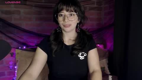 Hannah online show from December 2025 12:51:01 AM