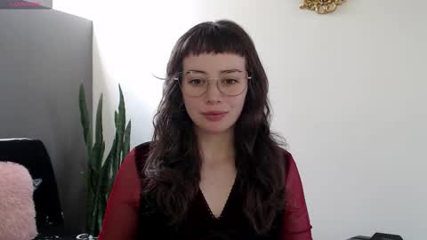 Hannah online show from February 2026 06:07:01 PM