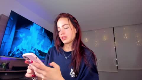 Snapshot of hannah_xoxo_ chatting on December 2024 03:37:01 AM Hannah online show from December 2024 03:37:01 AM